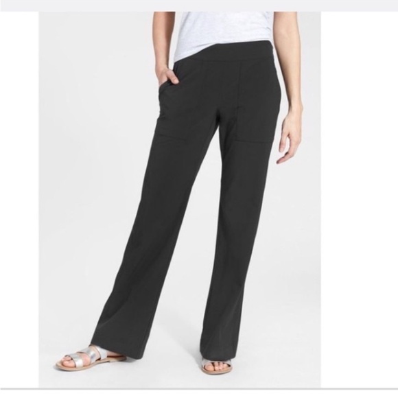 Athleta Chelsea Wide Leg Black Pant Size 14 - Picture 1 of 9